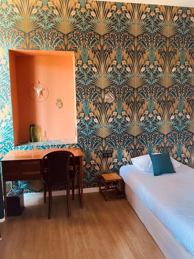 Grand Hotel De La Poste - Lyon Sud - Vienne Bagian luar foto